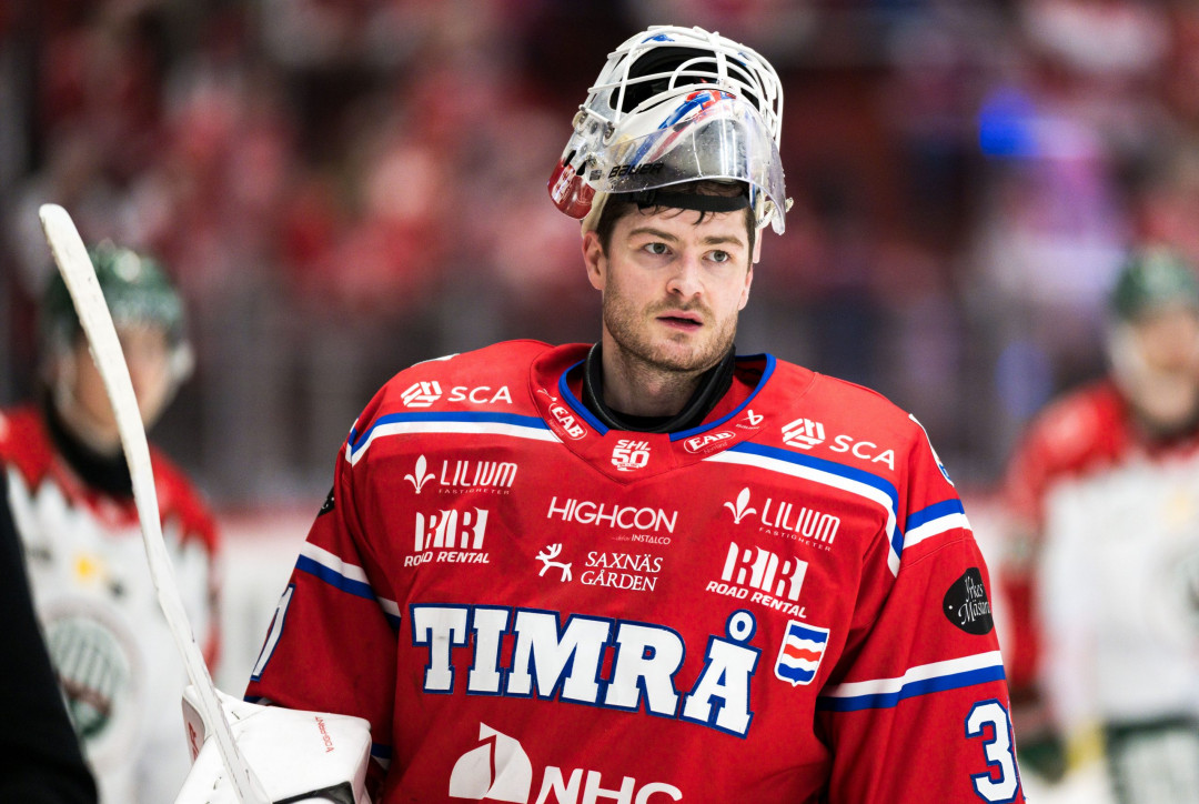 Tre spelare l&auml;mnar Timr&aring; IK